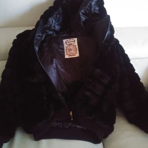 It's a beautiful mink coat new